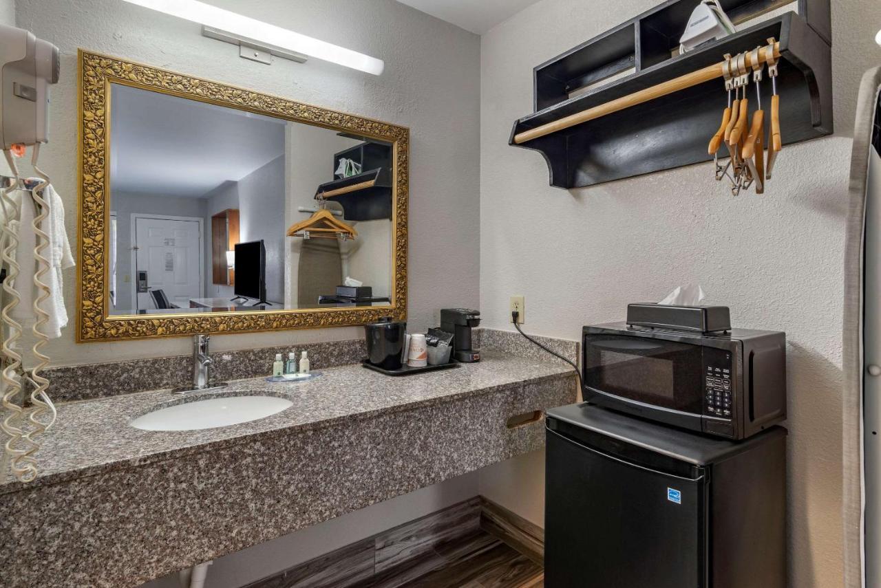 Quality Inn Covington Extérieur photo