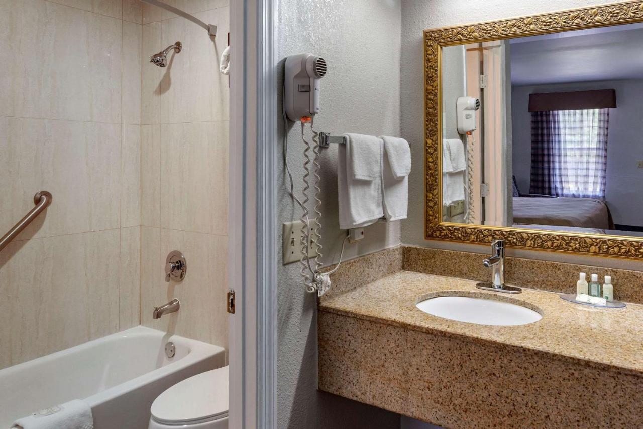 Quality Inn Covington Extérieur photo
